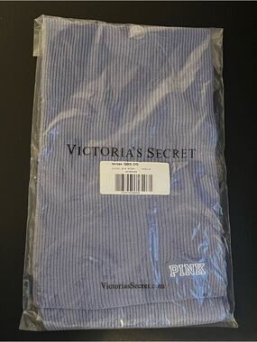 NWT Victoria's Secret PINK Lavender Ribbed Scarf